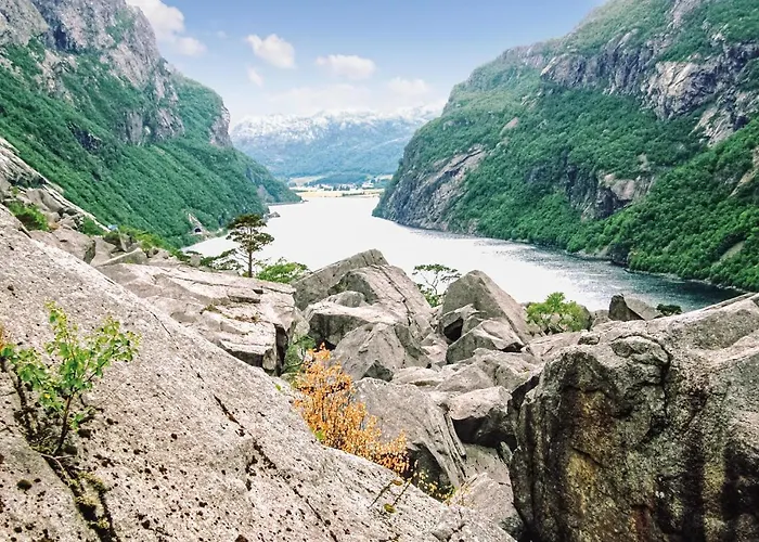 Дом отдыха In With House Sea View Dirdal