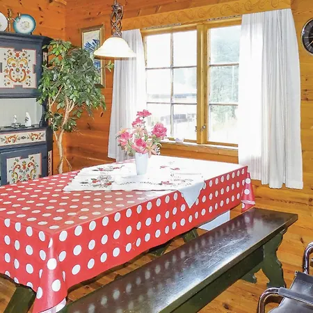 Lovely In With Ethernet Internet Holiday home *